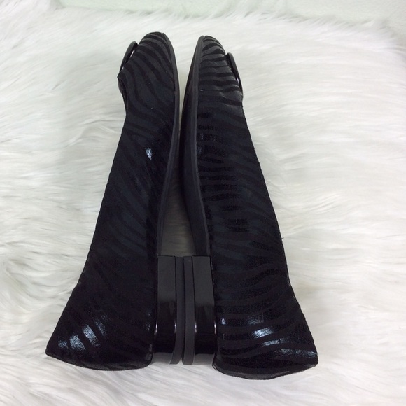 Anne Klein Ohare flats in a black zebra pattern. - Picture 6 of 7